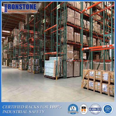 Instalasi Nyaman Sistem Racking Teardrop Pallet Untuk Penyimpanan Gudang