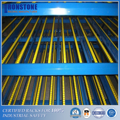 Sistem Aliran Karton Racking Pallet Tugas Berat Untuk Penyimpanan Box Crates Overturn