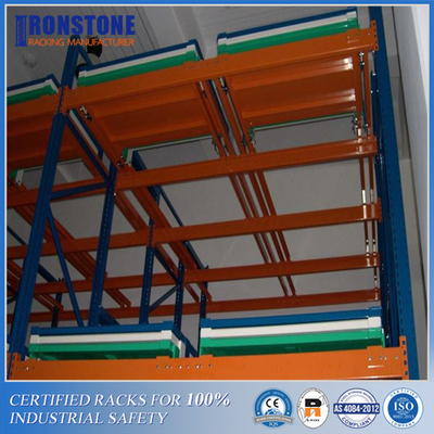 LIFO Live Storage Push Back Pallet Racking Dengan Keserbagunaan dan Kompatibilitas Tinggi