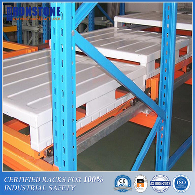 LIFO Live Storage Push Back Pallet Racking Dengan Keserbagunaan dan Kompatibilitas Tinggi